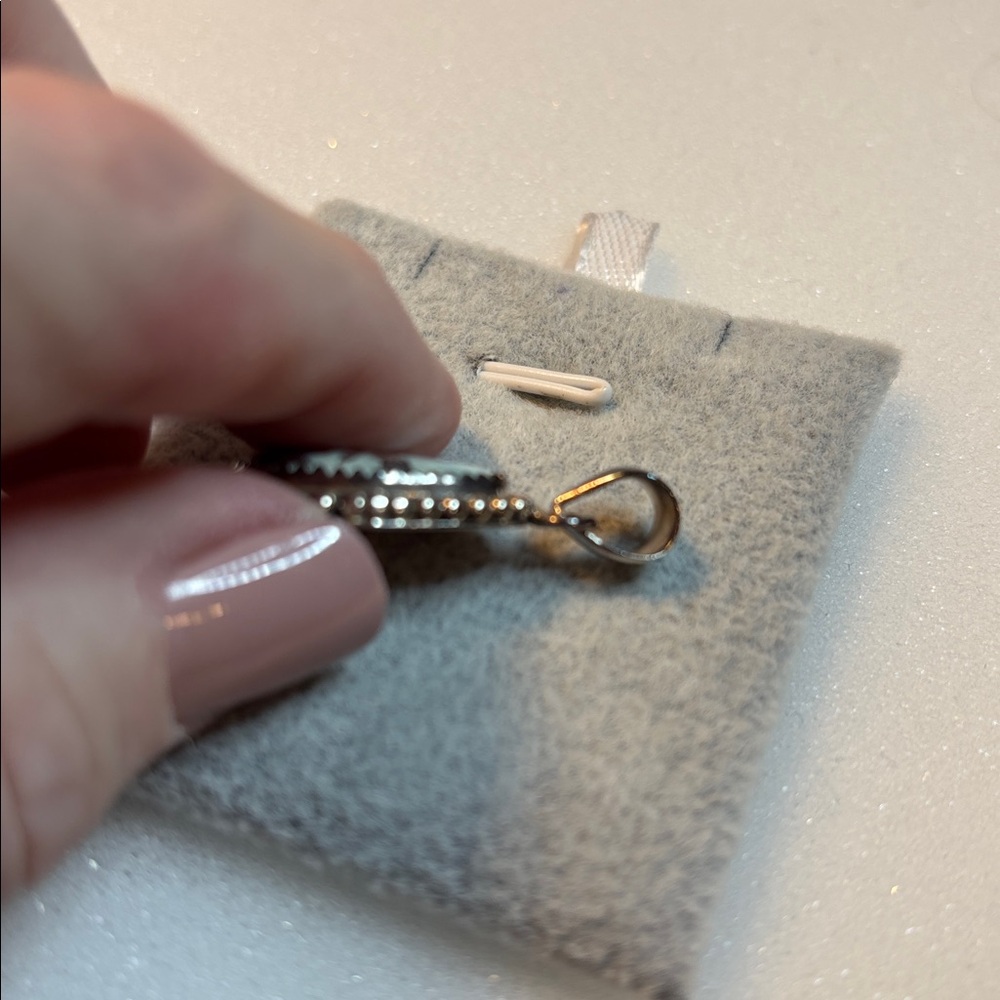 Golden hills turquoise pendant - Picture 5 of 6
